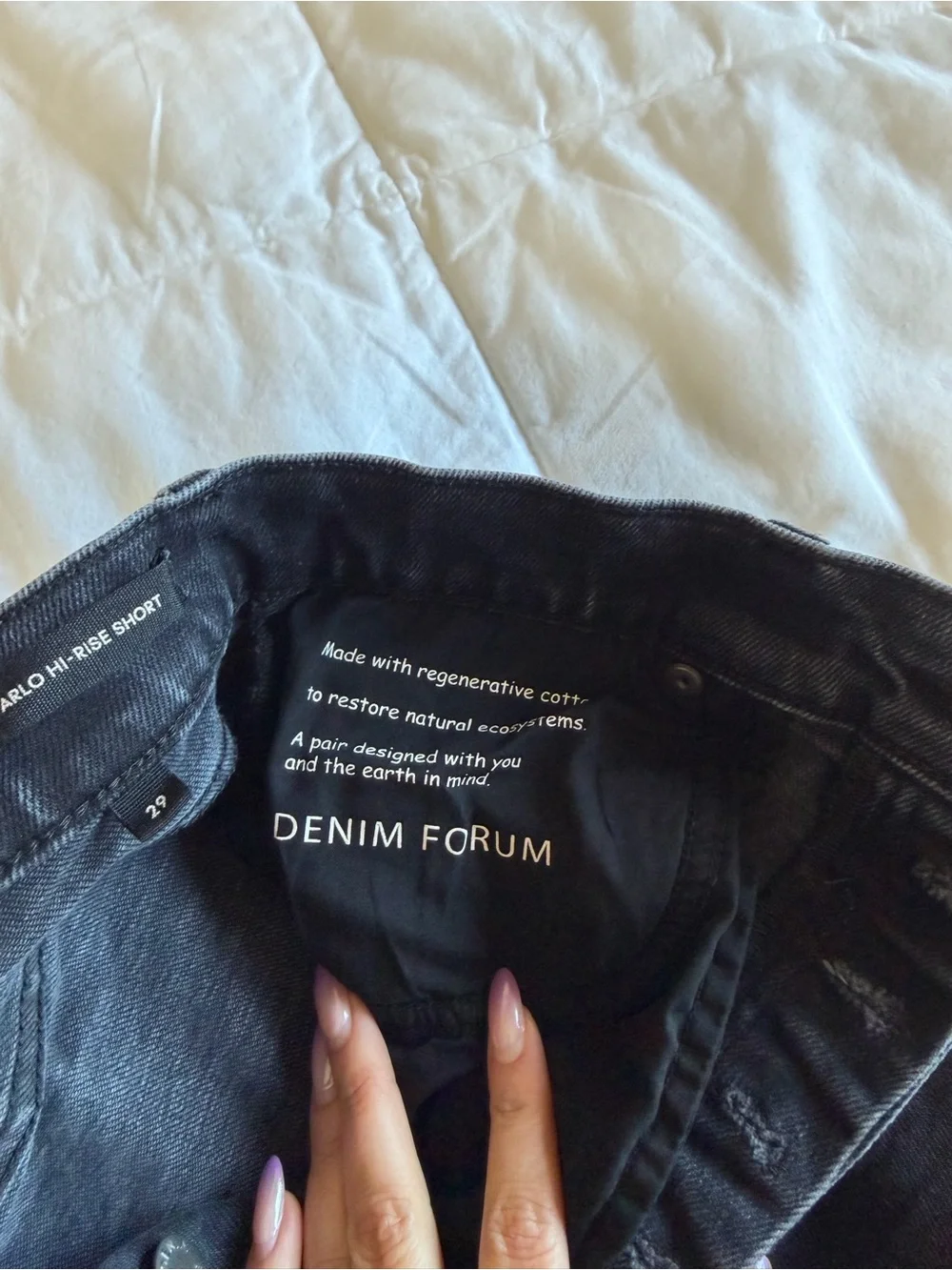 Aritzia Denim Forum high-Rise Black Denim Women’s Shorts